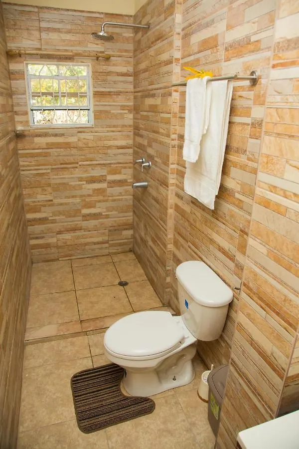Jean'S Condo, Sapphire Estate,Laborie ,St Lucia. Comfort In Style. 0*, Laborie 세인트루시아