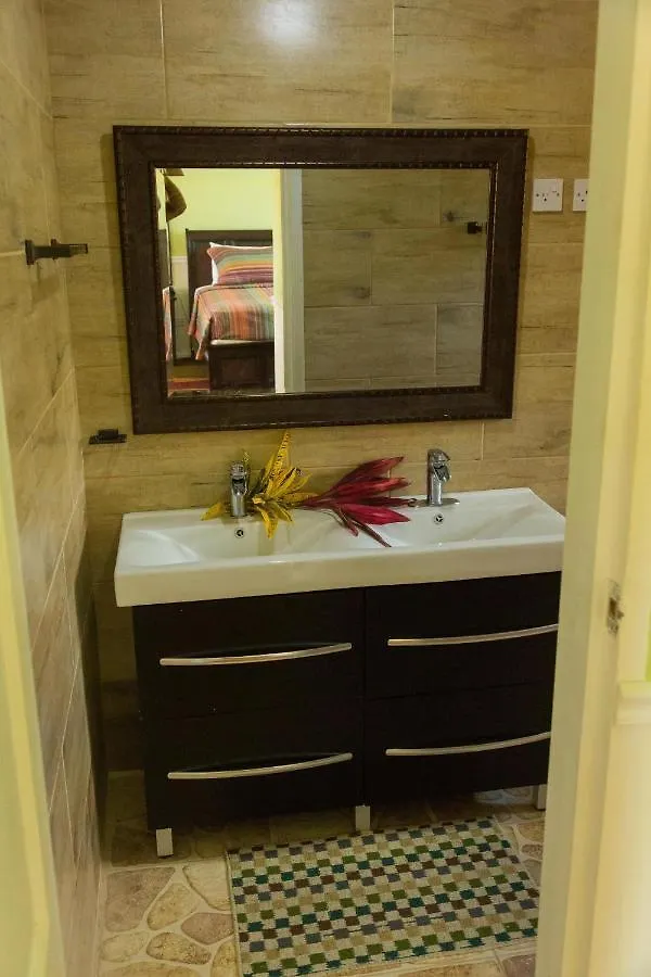 빌라 Jean'S Condo, Sapphire Estate,Laborie ,St Lucia. Comfort In Style.